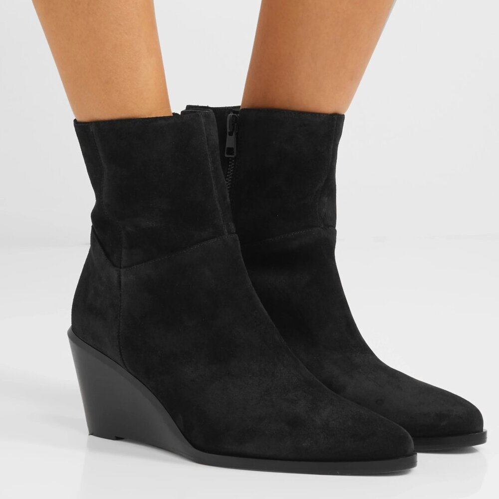NIB Vince Mavis Suede Leather Wedge Ankle Boots‎ Booties in Black